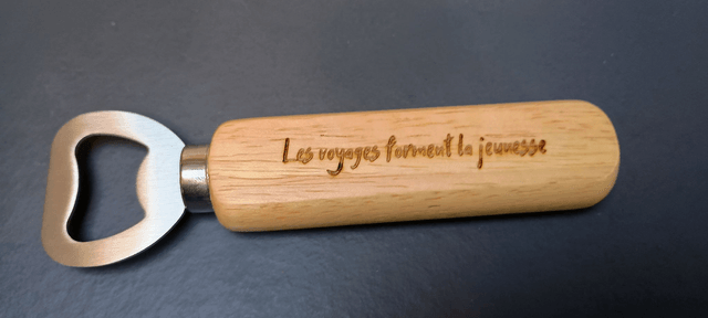 Décapsuleur bois avec message personnalisé